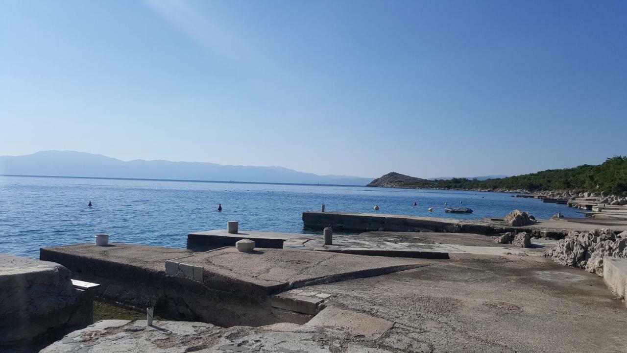 Villa Gromaca Omišalj المظهر الخارجي الصورة
