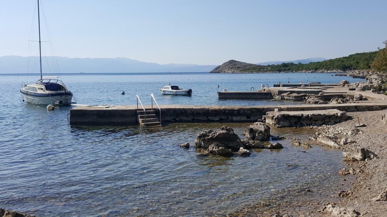 Villa Gromaca Omišalj المظهر الخارجي الصورة