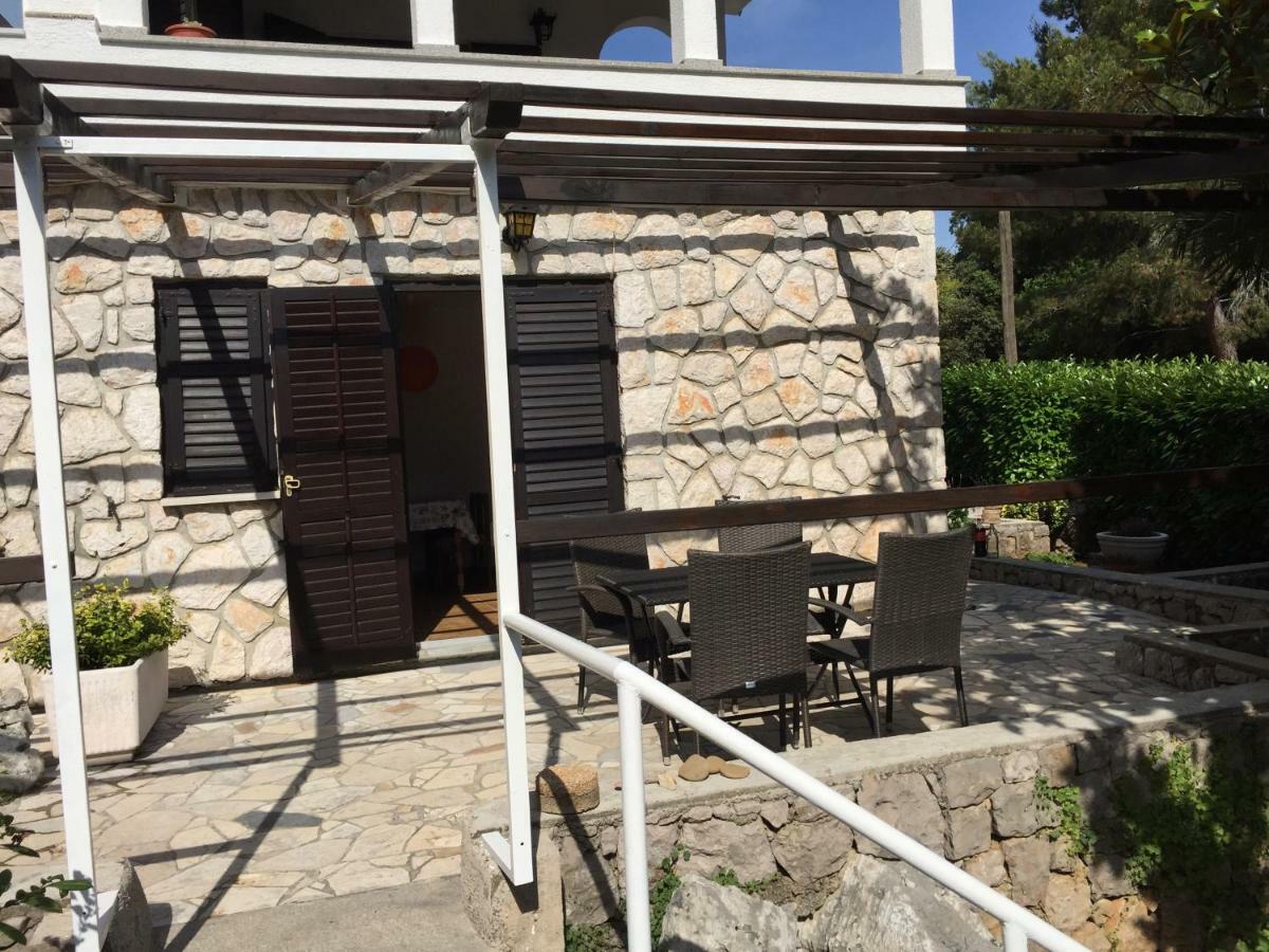 Villa Gromaca Omišalj المظهر الخارجي الصورة